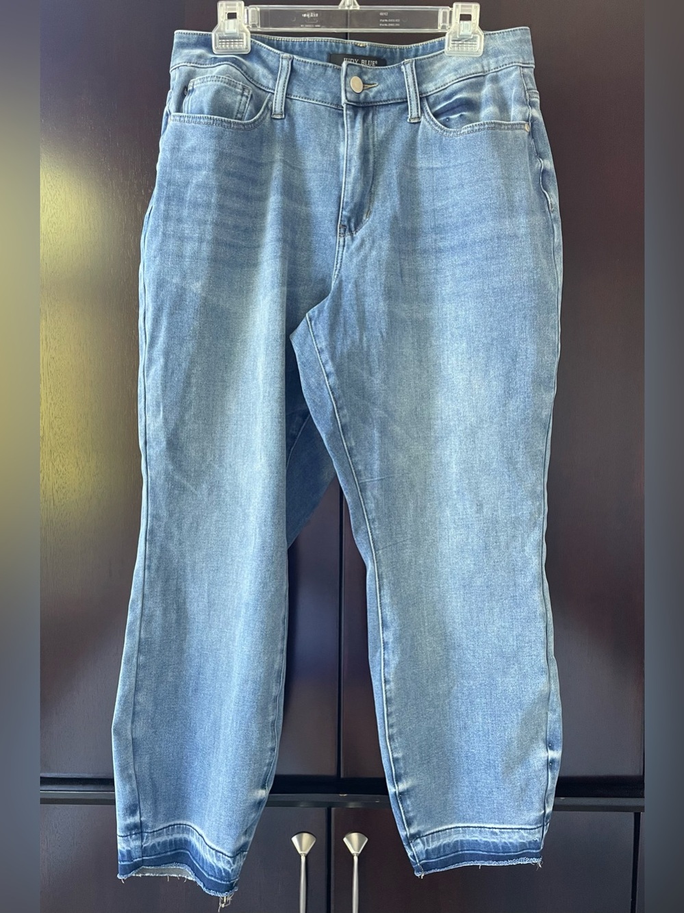 Judy Blue Boyfriend Fit Cropped Light Wash Women’s Jeans